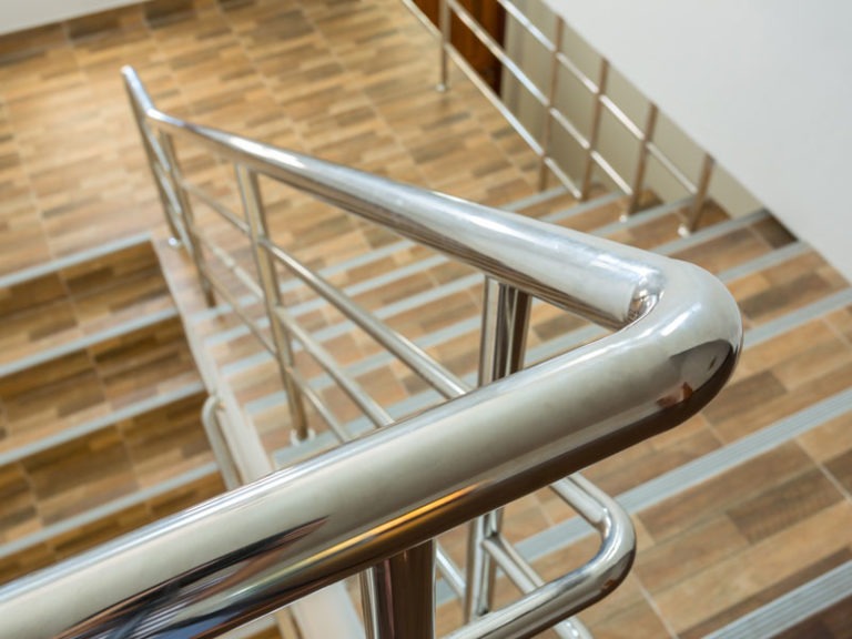 Acero Inoxidable (Aludom)